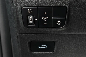 Седан Kia K5 2020 года, 2499000 рублей, Тюмень