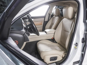 Седан Jaguar XF 2013 года, 1699000 рублей, Ростов-на-Дону