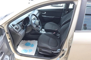 Седан Kia Rio 2014 года, 1250000 рублей, Мирное