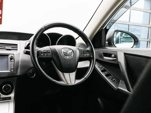 Хетчбэк Mazda Axela 2010 года, 890000 рублей, Красноярск