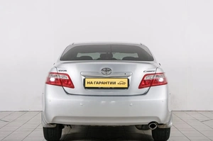 Седан Toyota Camry 2006 года, 999000 рублей, Красноярск