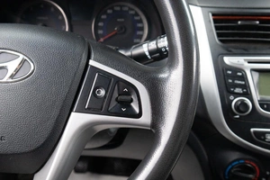 Седан Hyundai Solaris 2013 года, 809000 рублей, Оренбург