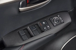 Внедорожник Lexus NX 2015 года, 2997000 рублей, Красноярск