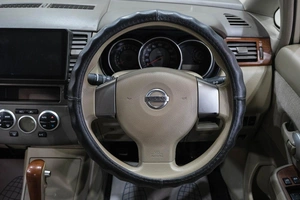 Седан Nissan Tiida Latio 2005 года, 439000 рублей, Новокузнецк