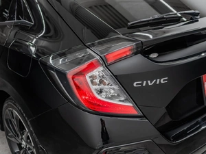 Хетчбэк Honda Civic 2018 года, 1820000 рублей, Красноярск