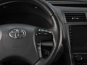 Седан Toyota Camry 2010 года, 1690000 рублей, Омск