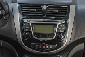 Седан Hyundai Solaris 2011 года, 849000 рублей, Челябинск