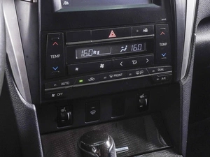 Седан Toyota Camry 2015 года, 1850000 рублей, Ростов-на-Дону