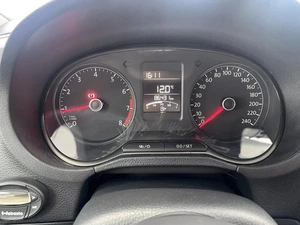 Седан Volkswagen Polo 2017 года, 830000 рублей, Красноярск