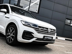 Внедорожник Volkswagen Touareg 2018 года, 3759000 рублей, Кирилловка