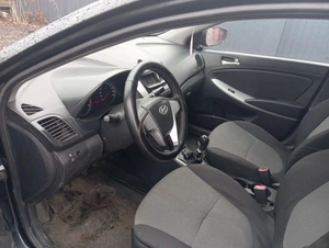 Седан Hyundai Solaris 2012 года, 499000 рублей, Красноярск