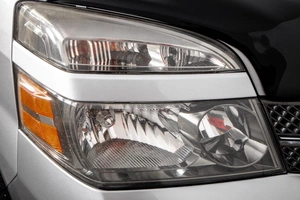 Минивэн Toyota Voxy 2005 года, 1319000 рублей, Барнаул