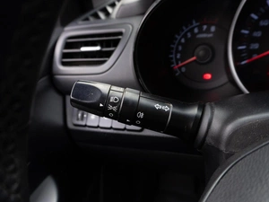 Седан Kia Rio 2016 года, 919000 рублей, Саратов