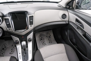 Седан Chevrolet Cruze 2011 года, 779000 рублей, Красноярск