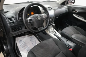 Седан Toyota Corolla 2012 года, 949000 рублей, Новокузнецк