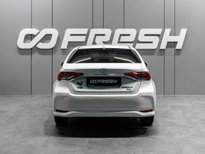 Седан Toyota Corolla 2020 года, 1919000 рублей, Тюмень