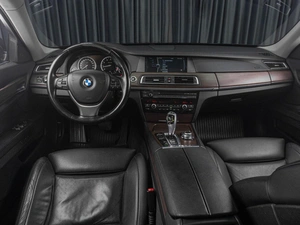 Седан BMW 7 серия 2012 года, 1999000 рублей, Тюмень