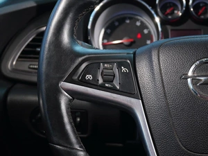 Хетчбэк Opel Astra 2011 года, 668000 рублей, Тверь