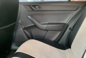 Лифтбек Skoda Rapid 2015 года, 940000 рублей, Солонцы