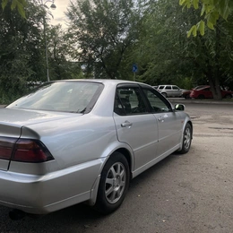 Седан Honda Accord 1999 года, 610000 рублей, Красноярск