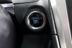 Седан Toyota Camry 2018 года, 1879000 рублей, Пермь