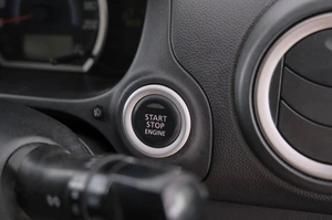 Хетчбэк Mitsubishi Mirage 2012 года, 689000 рублей, Красноярск