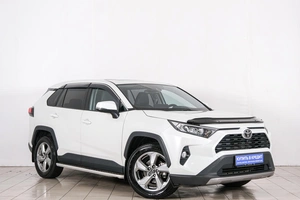 Внедорожник Toyota RAV4 2021 года, 3549000 рублей, Красноярск