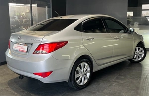 Седан Hyundai Solaris 2015 года, 959000 рублей, Абакан