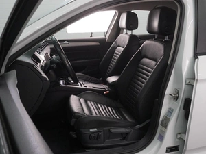 Седан Volkswagen Passat 2017 года, 1799000 рублей, Воронеж