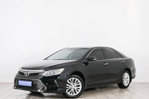 Седан Toyota Camry 2015 года, 1999000 рублей, Красноярск