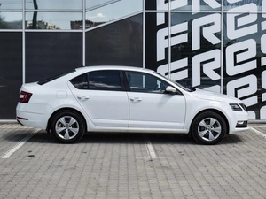 Лифтбек Skoda Octavia 2017 года, 1698000 рублей, Краснодар
