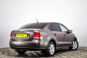 Седан Volkswagen Polo 2014 года, 1049000 рублей, Пермь