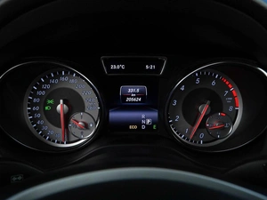 Седан Mercedes-benz CLA-класс 2014 года, 1630777 рублей, Москва