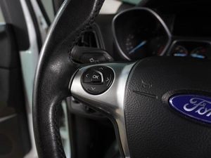 Внедорожник Ford Kuga 2013 года, 1289000 рублей, Воронеж