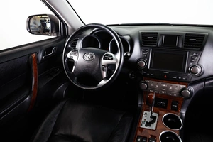 Внедорожник Toyota Highlander 2010 года, 2099000 рублей, Пермь