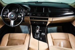 Седан BMW 5 серия 2011 года, 1799000 рублей, Сургут
