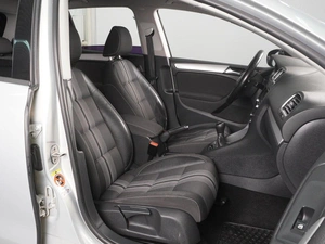 Хетчбэк Volkswagen Golf 2012 года, 998000 рублей, Минеральные Воды