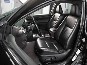 Седан Toyota Camry 2015 года, 2399000 рублей, Тюмень