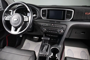Внедорожник Kia Sportage 2018 года, 2499000 рублей, Оренбург