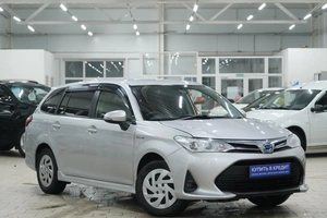 Универсал Toyota Corolla Fielder 2018 года, 1319000 рублей, Омск