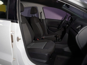 Седан Volkswagen Polo 2014 года, 1050111 рублей, Тверь