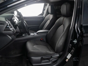 Седан Toyota Camry 2018 года, 2149000 рублей, Тюмень