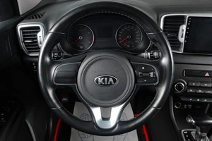 Внедорожник Kia Sportage 2016 года, 1699000 рублей, Тюмень
