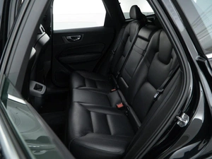 Внедорожник Volvo XC60 2018 года, 3423444 рублей, Москва