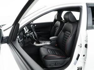 Седан Kia Optima 2019 года, 2098999 рублей, Москва