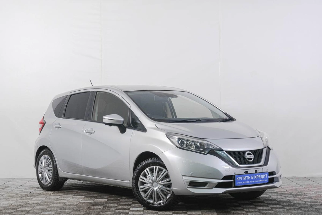 Хетчбэк Nissan Note 2017 года, 949000 рублей, Кемерово