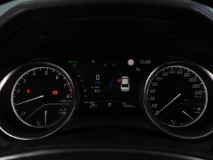 Седан Toyota Camry 2021 года, 2890000 рублей, Воронеж