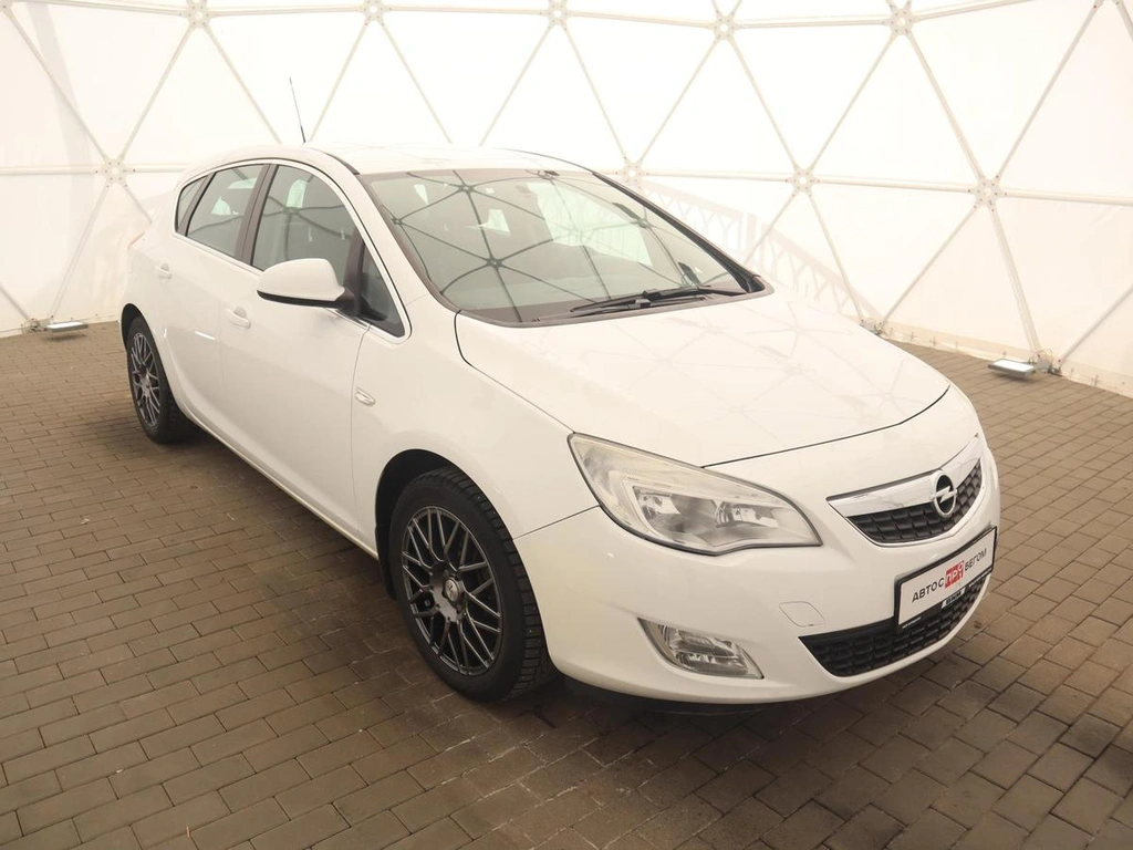 Хэтчбек 4 дв. Opel Astra 2012 года, 780000 рублей, Орёл