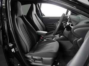 Хетчбэк Toyota Yaris 2020 года, 1229000 рублей, Тюмень