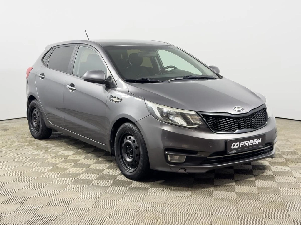 Хетчбэк Kia Rio 2016 года, 799900 рублей, Казань